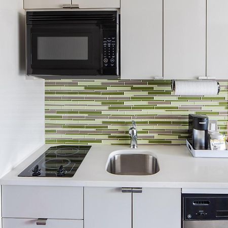 Element Times Square West Hotel Ню Йорк Екстериор снимка