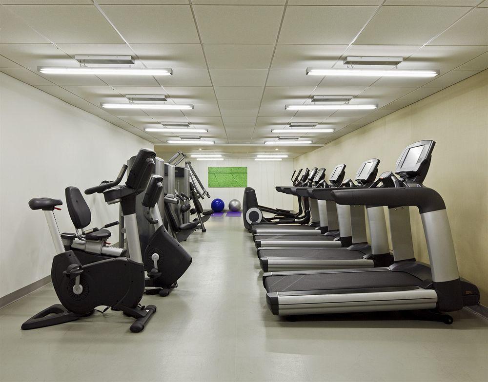 Element Times Square West Hotel Ню Йорк Екстериор снимка