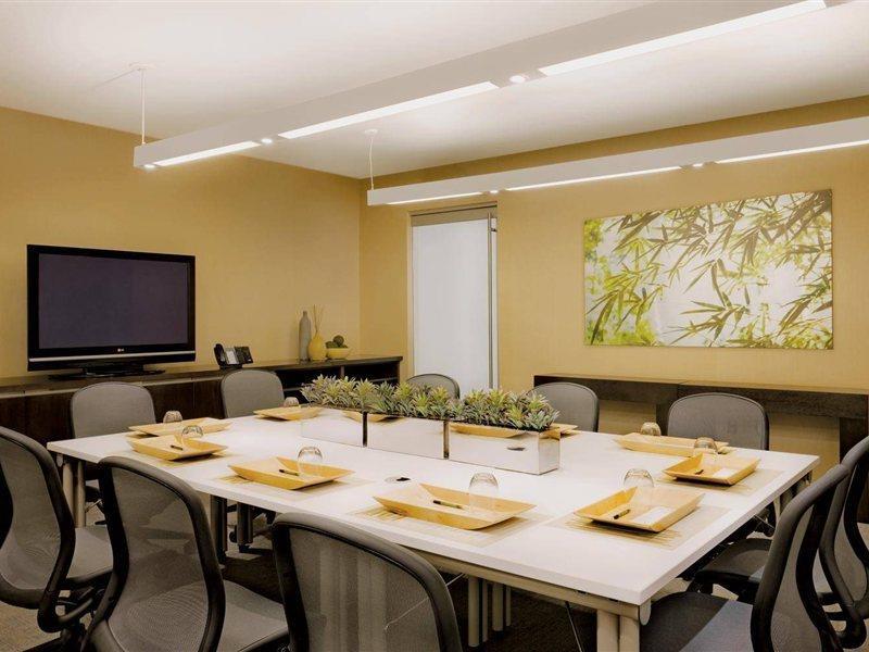 Element Times Square West Hotel Ню Йорк Ресторант снимка