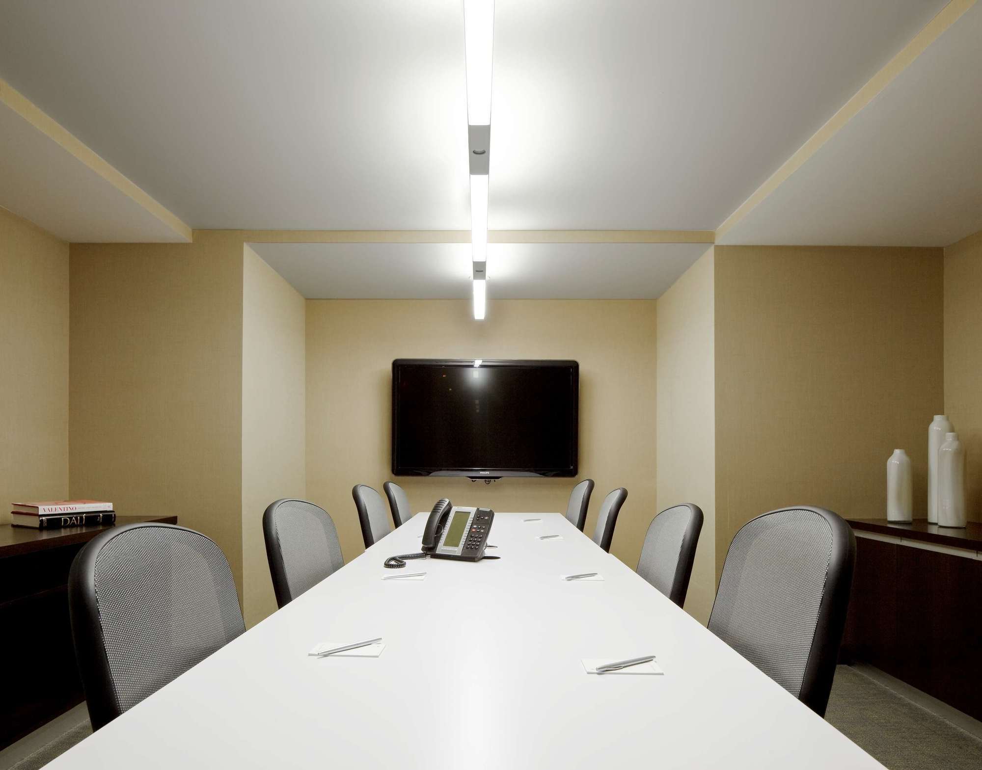 Element Times Square West Hotel Ню Йорк Екстериор снимка