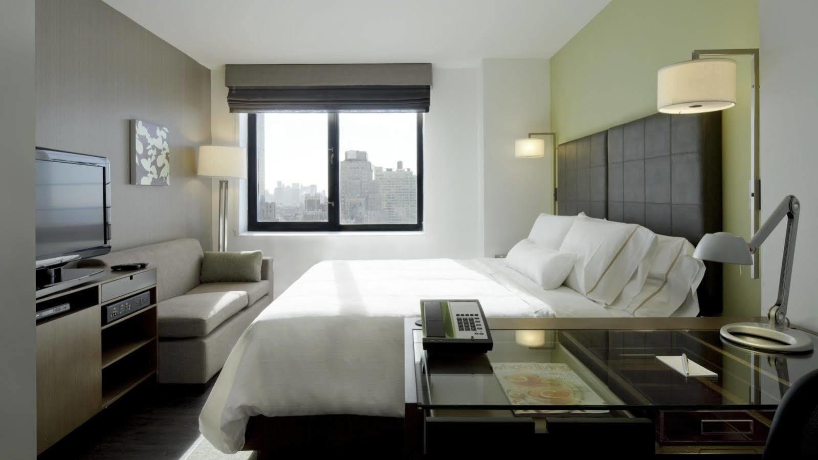 Element Times Square West Hotel Ню Йорк Екстериор снимка